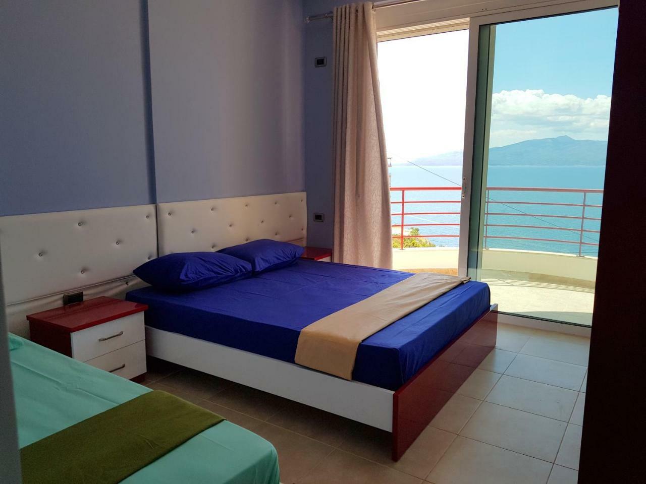 Apartment Of Beautiful Dreams Over The Sea Sarandë Exterior foto