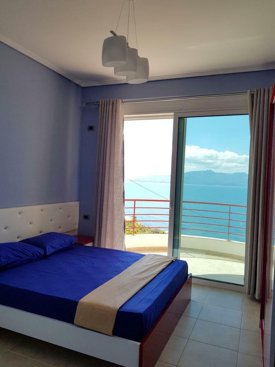 Apartment Of Beautiful Dreams Over The Sea Sarandë Exterior foto